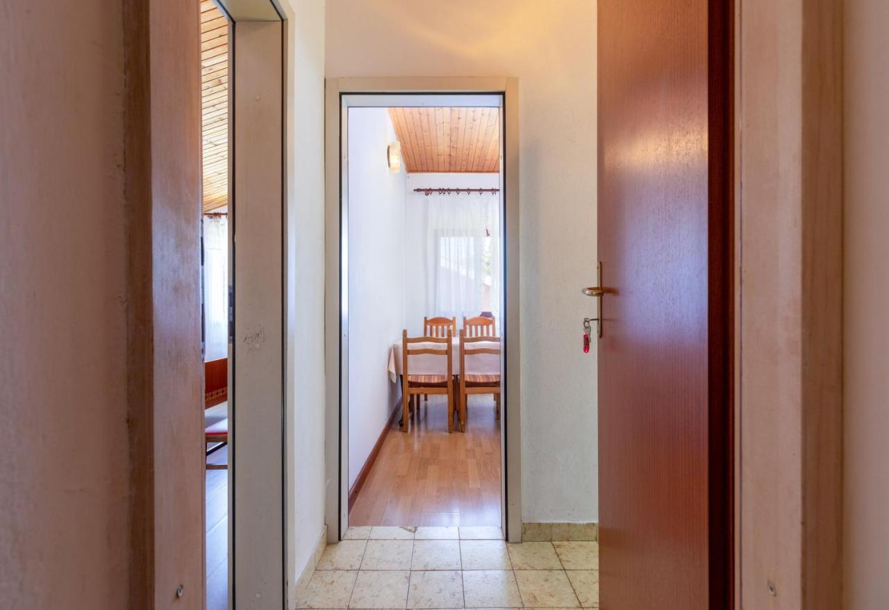 Apartments And Room Pergola Ровинь Экстерьер фото