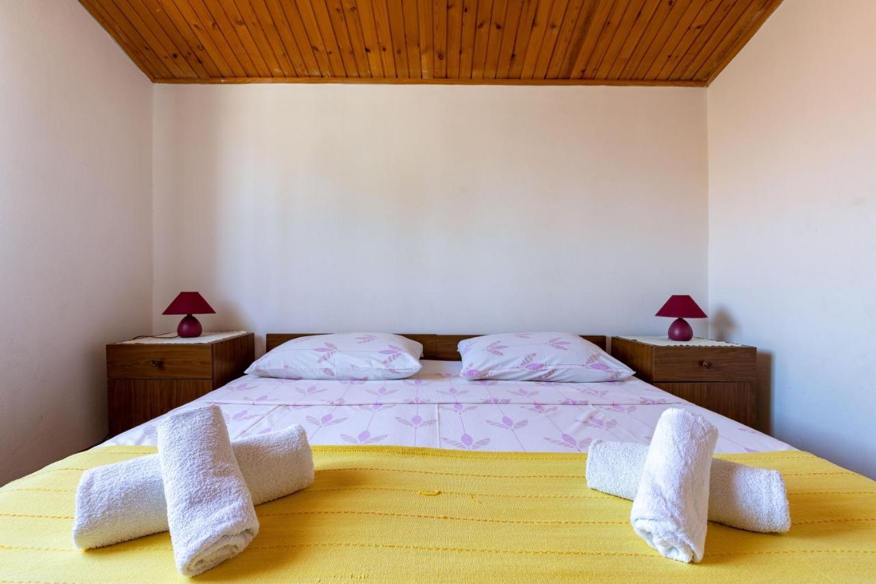 Apartments And Room Pergola Ровинь Экстерьер фото