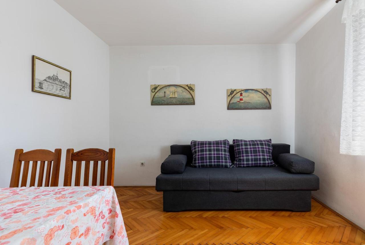 Apartments And Room Pergola Ровинь Экстерьер фото