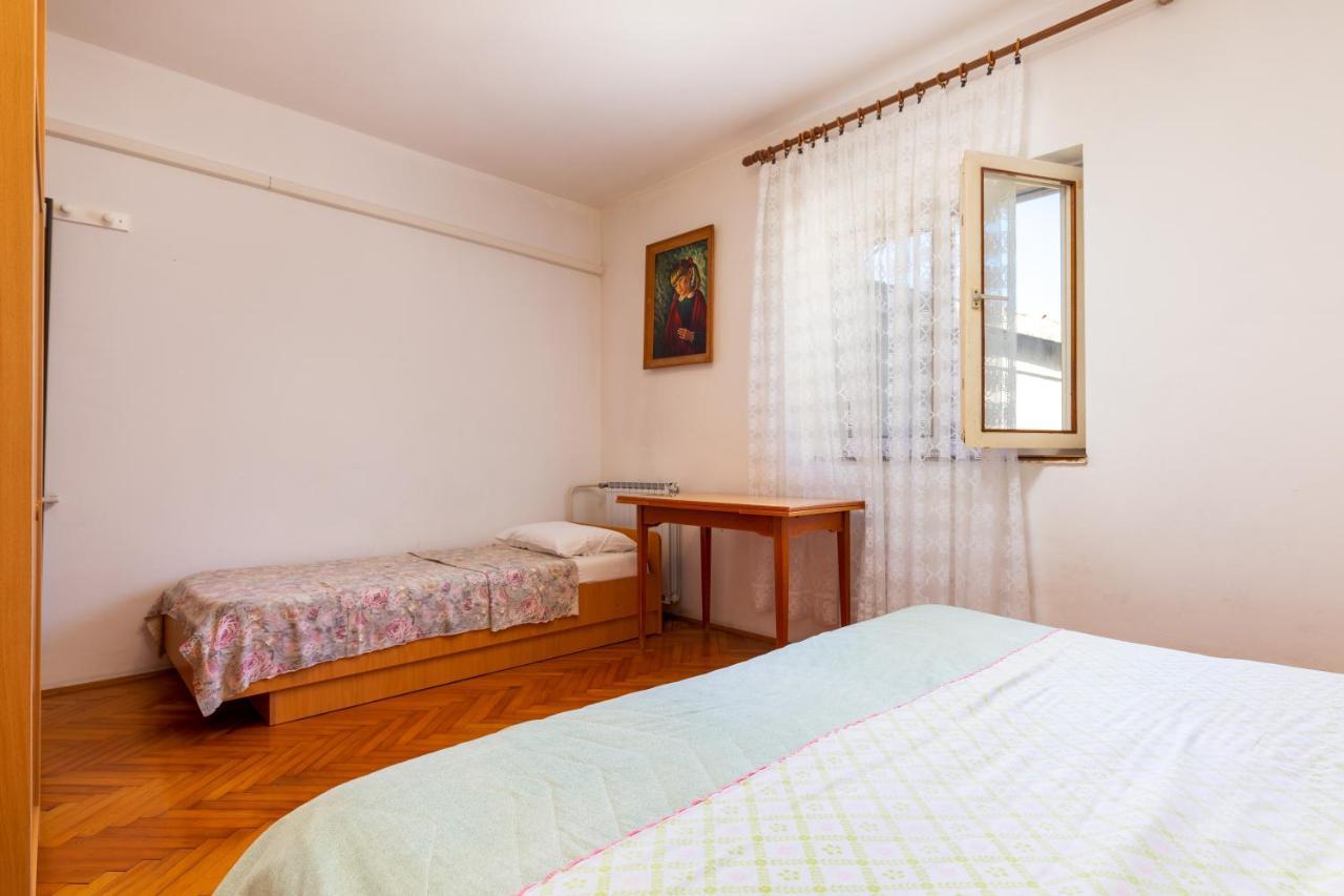 Apartments And Room Pergola Ровинь Экстерьер фото